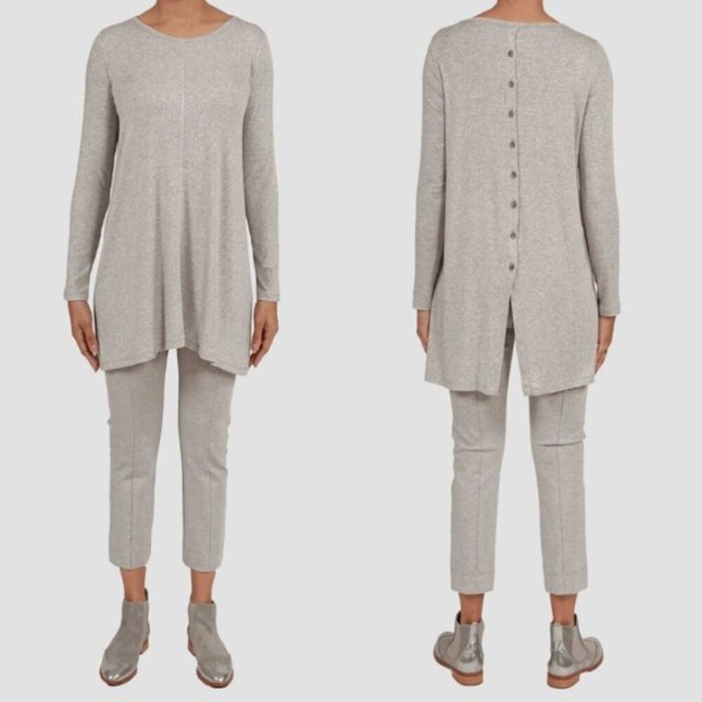 Ayrtight Heathered White Ribbed Modal Blend Button Back Tunic